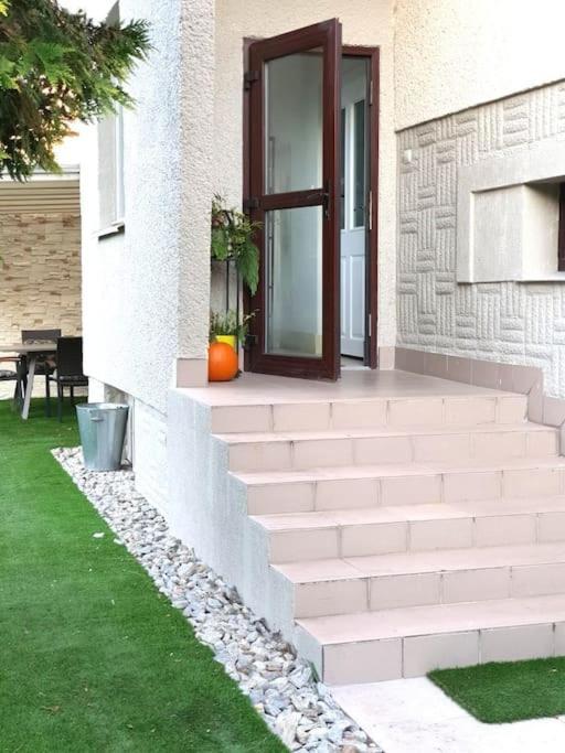 Apartamento Apartament. *